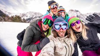 Ski heil mit einem optimalen Sonnenschutz für Haut und Augen!